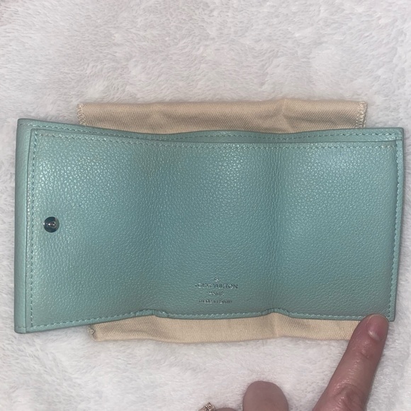 Louis Vuitton Lockmini wallet (Menthe) - Picture 6 of 8